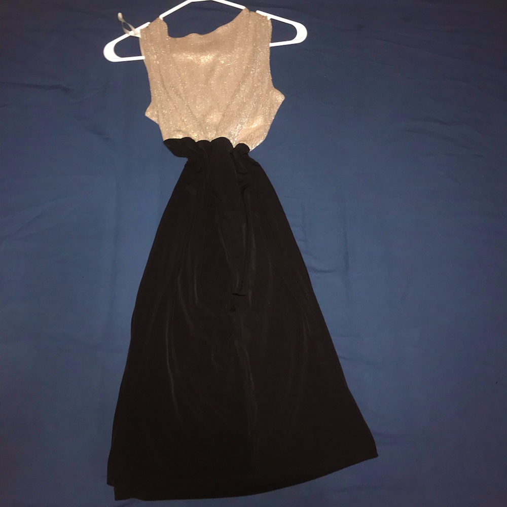 Gold and black and dress for fancy dinners and weddings